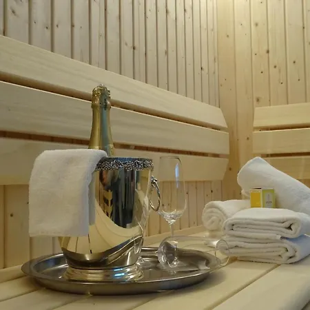 Sonnen Kaprun 아파트 *